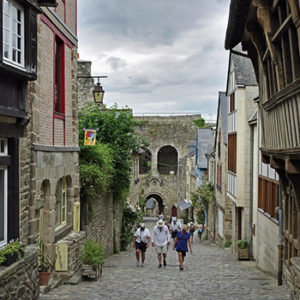 Découvrez la ville de Dinan durant votre weekend Saint-Malo